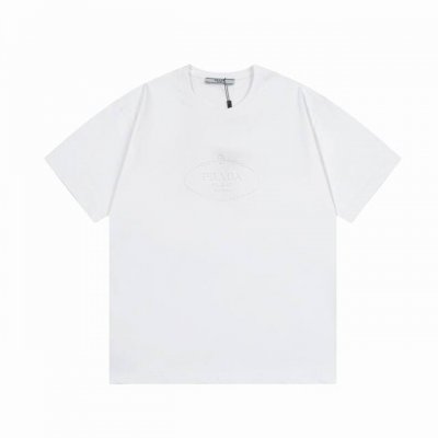 prada 普拉达 2025新款 皇冠项链 字母Logo 凹凸钢印 压花 男女同款 短袖T恤 定制270克100 双纱纯棉面料 定染32支双股螺纹 领标吊牌主唛