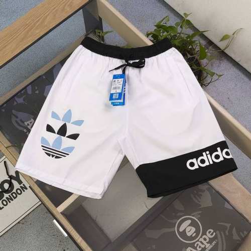上新 款号：Zz6697 2025新款Adidas阿迪达斯三叶草Logo印花休闲情侣速干短裤五分裤，经典中迸发潮流气息。蓝黑三叶草标志醒目亮眼，品牌字母“Adi