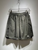 celin*瑟琳 2025春夏新款时尚休闲运动短裤，经典男女同款情侣短裤！贸易公司渠道稀出，同步官网发售！25年早春时尚新款推荐，越来越向年轻新势力迸发的Ce，