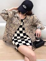150包邮 chrome Hearts克罗心2025Ss海外专柜十字架满印牛仔夹克外套长袖 男女同款，可配情侣，非常好看，小红书主播推荐，上身质感满满，版型立体