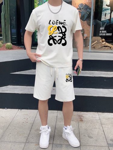 直 品牌 Loewe罗意威 2025新款男士短袖短裤套装！官网同步销售！市面高端版本！手感细腻柔软！让你穿着更加舒适！立体裁剪版型超赞！尺码:M-5Xl 下单请