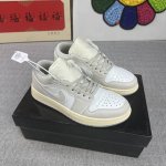 高版本 爆款Aj1系列款 Low 灰白脚趾 男女款36-44码