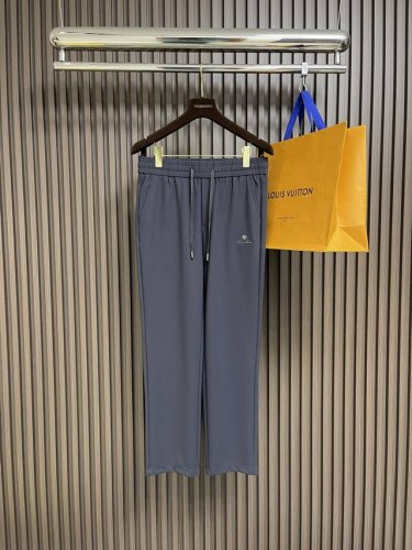 Lp Loropiana 2025Ss早春新款休闲裤，定制原版面料 高品质定制五金配件 皮肤特别手感、超级质感舒适柔软透气 休闲宽松版型 必备单品首选。尺码：M