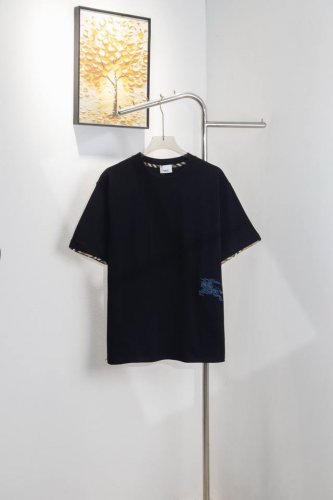 款号 Y159 巴宝莉Bbr Burberry 经典格子拼接万针精密刺绣战马短袖T恤 正儿八经270克纯棉双砂面料 所有面料均已提前做过缩水 品质第一 所见即所