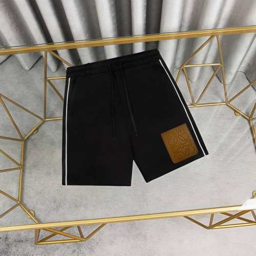 Loewe 罗意威皮标纯棉短裤卫裤 1:1对版面料380克毛圈高克重百分百纯棉 提前做过预缩水1×1双纱洗一辈子都不会变形的 男女同款 官网细节 Logo字母皮