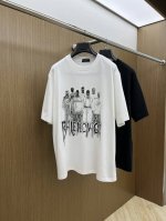 新款 Bbg 2610Fw春夏新品圆领打底外穿T恤，立体感Logo微廓形半袖活性纯棉打底T恤，棉，手感面糯有骨感，柔而有韧性。工艺处理，韧性和抗皱性能得到大幅度