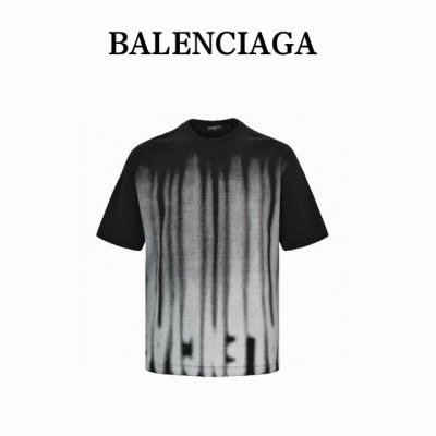 Balenciga 巴黎世家 24Ss 水墨流苏印花短袖 标准的康丽直喷数码技术和数码渐变印花技术，纯棉柔软面料，对色定染面料，超精细平网印花工艺，潮流感十足，