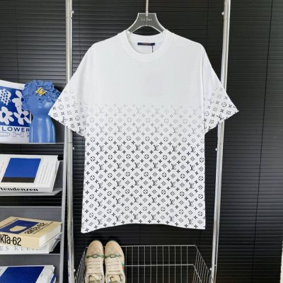 183 当天到货 现货现配 Louis Vuitton 路易威登 25Ss下半幅老花满印短袖T恤 独家首发高定 面料采用260克重双纱精梳棉，定制32支双股螺纹
