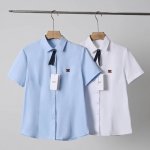 Celine 赛琳纯棉衬衫女士新款夏季白色短袖职业气质休闲衬衣 新款女士衬衫的设计基调将意式的都市高贵极简风发挥到极致，简洁干净，无任何复杂工艺做噱头。采用了1
