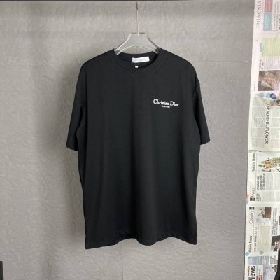 B05 DIOR迪奥 破洞 logo男女同款短袖宽松T恤 官网一致 定制280克全棉面料，面料柔软，亲肤舒适 前幅压胶字母标识 非常简约大气的一款 无论是上身舒