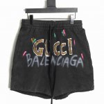 balenciaga X Gucci 巴黎世家古驰 手绘字母毛圈短裤 面料原版定制，非常耗时废料，密度手感和原版达到一致，松紧腰搭配，轻松调节腰围，侧面拼接黑色