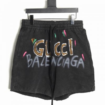 balenciaga X Gucci 巴黎世家古驰 手绘字母毛圈短裤 面料原版定制，非常耗时废料，密度手感和原版达到一致，松紧腰搭配，轻松调节腰围，侧面拼接黑色