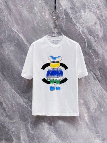 Chanel#香奈儿 2025春夏新款首发专柜最新款短袖圆领T恤 高端订制 设计前卫时尚！品牌Logo重工艺设计 高端定制丝光长绒棉面料.手感柔软.穿着舒适.专