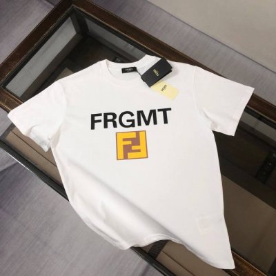 款号:F018 Fendi 芬迪 2025夏季新款圆领短袖T恤！ - 260G双纱纯棉顶级面料 手感柔软 百分百纯棉独家出货 定染硫化黑无尘处理面料 -面料：2