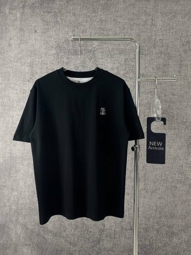 brunello Cucinelli Bc2025春夏新款圆领短袖T恤 Brunello Cucinelli的珍贵纱线丰富了这款Travelwear系列T恤衫的
