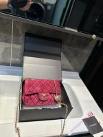 礼盒包装 香奈儿Chanel 小香金丝绒小钻球包 原版面料细节完美 真正的白富美专用包很美哦尺寸20 13
