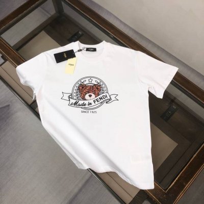 Fen*Di 芬迪 2025春夏最新款短袖T恤，男女同款定制专属纯棉面料，定制原版工艺螺纹，胸前小熊趣味图案印花设计！简约大方，从容百搭，档次极高，完美融入时尚