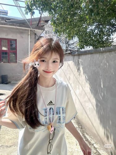 阿迪达斯Adidas 贴布刺绣短袖杏色情侣款短袖宽松版型T恤衫学院风短袖 ~260克双纱紧密纯棉面料 不起球不变形 透气舒适抗菌 ~版型比较立体男女都能穿 最大