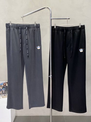 Dolce&Gabbana杜嘉班纳独家专供新款休闲裤 高端版本！专柜定制面料 透气舒适度高，细节无可挑剔，品牌元素设计理念，体现高品质。手感细腻柔软！呈现休闲裁