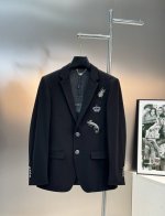 Vatn*华伦天-奴*25S新款休闲西服外套爆款精品推荐外贸公司订单！胸口手工钉珠.立体植绒工艺.进口原版天眼布四面弹布料，笔挺垂感十足，整件衣服车工走线整齐平