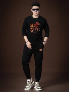直 Hermes 爱马仕 胖子福音 爆款套装来袭 专注官网原版 2025全新爆款卫衣套装 原单狠货倾注顶级设计师的精心之作 就为一个贴合、完美的上身效果 全天然