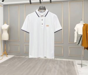 2025春夏新品 爱马仕 时尚高端男装Polo.进口顶极高密度丝光珠地，极为亲肤舒适 摸上去非常的细腻，质感很好，凉爽透气，内搭单穿都完全没问题，喜欢的亲也可以