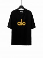 款F45 Alo alo字母立体发泡印花袖口定制布标宽松圆领短袖T恤 这T恤我爱它一万年啊啊 好绝啊啊 质感清晰可见 280G重磅纯棉 耐洗耐穿不易变形 介么好