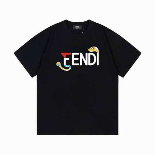 款号:024 Fendi 芬迪 2025新款 蛇年限定 趣味蛇形字母Logo 男女同款 短袖T恤 定制260克100％双纱纯棉面料 定染32支双股螺纹 领标吊牌