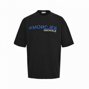 moncler 蒙口 25Ss 植绒字母印花短袖 面料采用定制240G 26支特滑双股精棉平纹高密无尘全棉布料 前幅高密度加厚 走线平整 代工品质 全套定制辅料