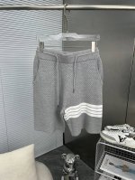 tb汤姆布朗 Thom Browne2025Ss新款针织短裤 定制面料采用威化布织法 提花针织工艺 版型紧致立体 4杠拼接 定制裤绳五金质感强 顺滑 上身舒适透