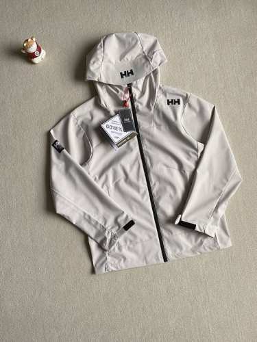 P240，报单款号03121。 Helly Hansen Hh 海丽汉森 全压胶拼接一体防泼水软壳冲锋衣情侣外套，Salt高端系列户外防风防水无缝压胶硬壳冲锋衣