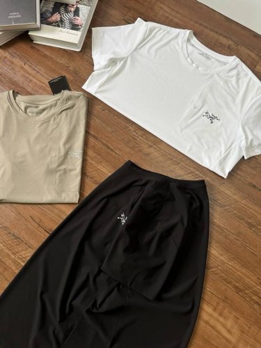 Arc'teryx 始祖鸟速干短袖T恤户外运动圆领透气吸汗健身跑步上衣 冰感纤维通过与皮肤的摩擦产生大量的负离子散热透气同时可以减少异味产生吸湿排汗，带来冰凉舒