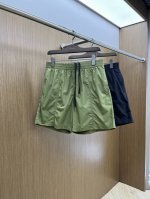新品 Ami 25Ss官网新款科技感面料运动沙滩裤。订织科技感聚酯纤维面料，Logo刺绣细节，弹力松紧裤腰，裤腰细节做工非常好A60 颜色:图片色 尺码:S-M