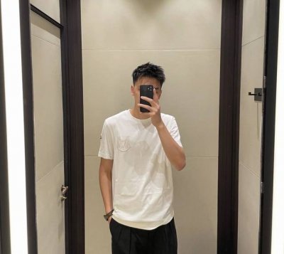 Moncler｜蒙口M字母猫耳朵Logo 情侣圆领短袖T恤 独家定制 G32支双纱纯棉面料 质感非常柔软舒适 100%区别市场的顶级面料 不缩水不变形不起球！搭