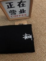 顶端刺绣品质Stussy 斯图西黑色基础款短袖宽松男女同款情侣款 采用抗菌260克新疆长绒棉重磅面料 透气舒适 怎么洗都不起球透气轻柔的短袖，让您穿着舒适一整天