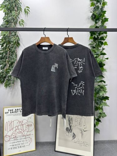 现货： # 25Ss春夏新款 品牌：Off-White 烫银螺丝钉款短袖T恤！ 颜色：做旧黑 尺码：S-M-L-Xl 男女同款 面料：采用定制260克32织纯棉