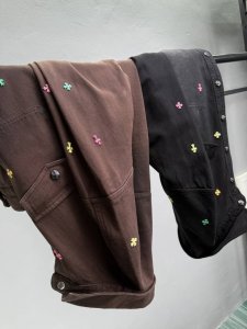 chrome Hearts 25Ss衬衣外套 经典黑色 咖色 洗水+喷马骝+彩色满天星工艺 男女同款 潮人必备款 颜色 黑色 咖色 码数 S-Xl