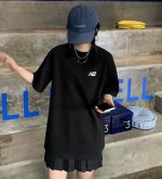 顶端刺绣品质新百伦New Balance基础款短袖宽松男女同款情侣款 采用抗菌260克新疆长绒棉重磅面料 透气舒适 怎么洗都不起球透气轻柔的短袖，让您穿着舒适一