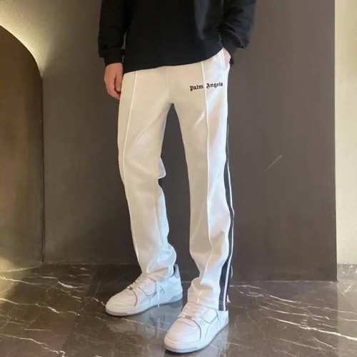 palm Angels棕榈天使侧织带情长裤 本该3月中旬就出货的，排单延期耽搁了，但是上身真的太帅了，各大明星网红纷纷上身带长裤中绝对的领跑者。 上身舒适感极强