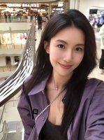 上新 新款笑脸刺绣Logo香芋紫色防晒纽扣衬衫 低饱和度的葡萄紫妥妥人间甜妹儿 Ac笑脸刺绣Logo绝美 高级感满满～ 时髦慵懒又显白纯棉麻料手感Hin舒服 质