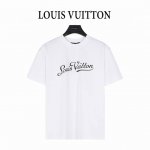 Louis Vuitton 路易威登 25Ss 签名Logo字母发泡印花短袖T恤 三标齐全 采用高端索罗娜布料 ， 前后采用绒面发泡工艺 手感非常舒服 Os落肩