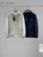 180 新款Arc’Teryx始祖鸟男子Gore-Tex 防水透气冲锋衣 傲视全网，最新科技面料，口袋压胶防水技术内里网状型，今年始祖鸟最新款的设计，连帽设计