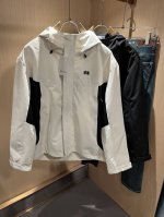 p350 Kolon Sport可隆 2025春夏新款男女同款夹克外套，户外品牌可能大家第一想到的就是，给人一种标签试的感觉！除了在款式设计上颇有造诣之外，最明