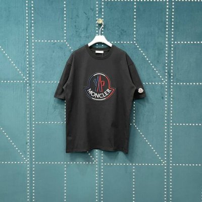 蒙口 Moncler 25Ss 胸口大Logo立体刺绣短袖T恤 Ml025 轻奢主义 男女日常通勤穿搭必备单品 正确版本 随意对比 详细特征 260克 % 纯棉