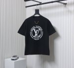 p200 Louis Vuitton/路易威登 25Ss 字母印花链条短袖 采用300克双股双纱全棉面料，手感更加舒适.亲肤透气不起 球！定制对色螺纹 原版开发