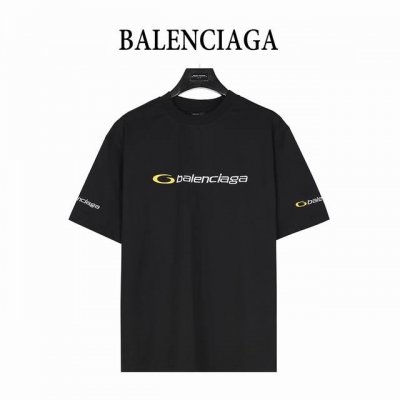 Balenciga 巴黎世家 25Ss Tracksuit Logo廓形刺绣短袖T恤 采用纯棉柔软平纹面料，对色定染面料 进口立体前后绣花工艺，潮流感十足，定染