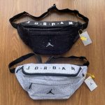 air Jordan Aj乔丹满天星户外运动休闲旅游多功能大腰包胸包单肩包斜挎包 颜色：星空黑 星空白 尺寸：49X22X10Cm 758