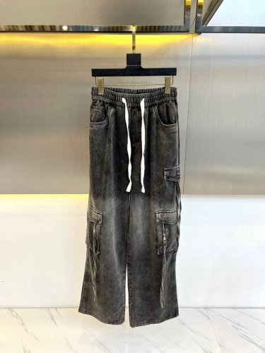 P340 Ba巴黎世家、25S春夏季新款松紧抽绳直筒多口袋飘带休闲牛仔裤，字母做旧色直筒阔腿设计。舒适卫裤般的舒适结合牛仔质感 喜欢牛仔质感 强烈推荐 松紧腰内