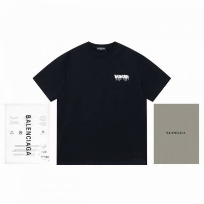 价格p低质量好 巴黎世家 Balenciaga.前后流淌喷绘经典Logo短袖 男女同款 面料.罗纹.做工.还原正品，巨别市面低板本。印花采用进口胶桨.精密印花网