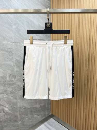 give 纪梵希 2025春夏新品 三标齐全 沙滩裤 短裤 好货不用过多介绍 看细节 专柜码数：M-Xxxl 175 140上身建议Xl